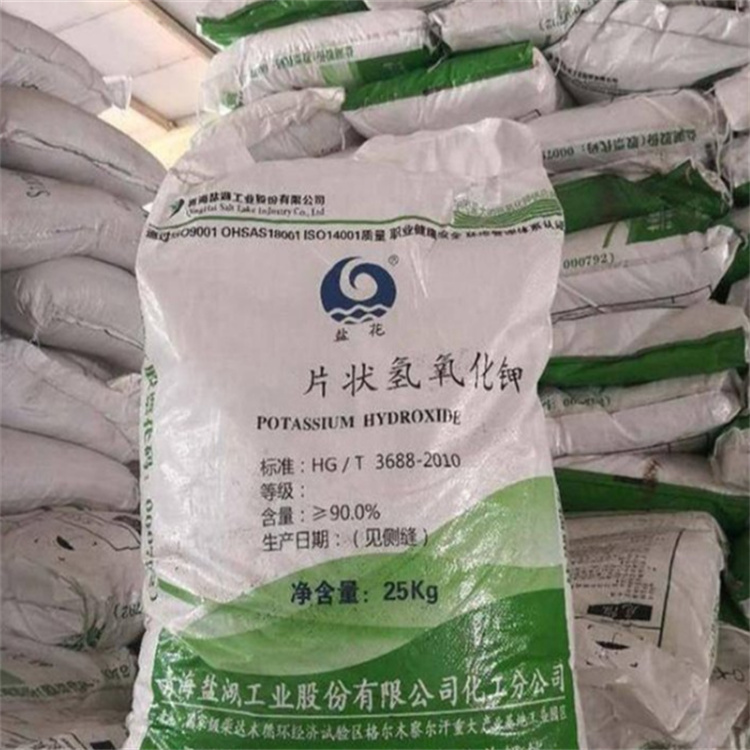 草美女大骚逼白嫩逼网络